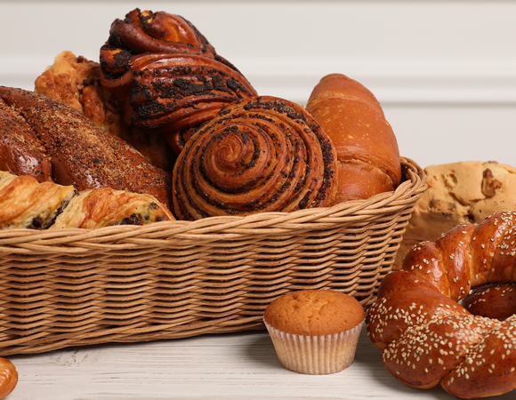 Булочки, крендели и тот самый monkey bread — 10 лучших пекарен Москвы по версии "Едим Дома"