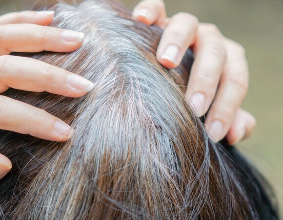 Диетолог Писарева: 4 продукта, без которых волосы седеют быстрее