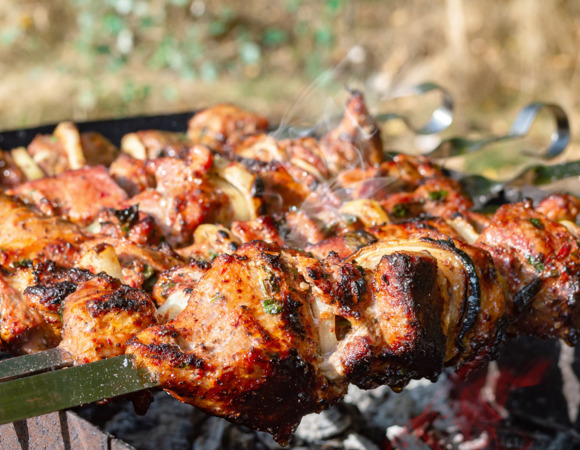 Обомлела, когда узнала цену шашлыка к майским! Вот на сколько придется раскошелиться любителям мяса