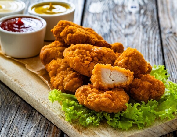 Осталась курица-гриль? Делаю наггетсы из 3 ингредиентов — вкуснее "фастфудных"