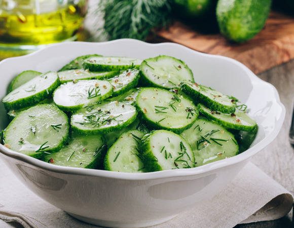 Быстро и вкусно: три рецепта огурцов на каждый день и важные рекомендации по соли