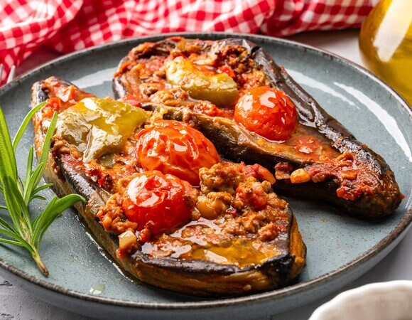 Эти баклажаны по-турецки такие вкусные, что "сбивают с ног": добавьте 2 ложки в начинку — и поймете почему