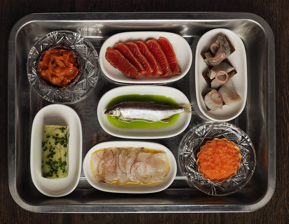 Гастроафиша Москвы: русская кухня, японская миксология и татарский бранч