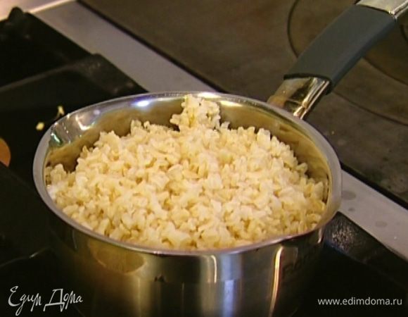 Рис отварить согласно инструкции на упаковке.