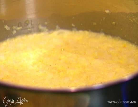 Хлопья приготовить согласно инструкции на упаковке.
 
