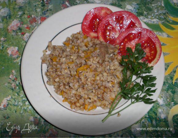 Гречку выключить, аккуратно перемешать. Можно добавить кусочек сливочного масла.
Приятного аппетита!