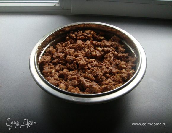 Крем смешать с печеньем