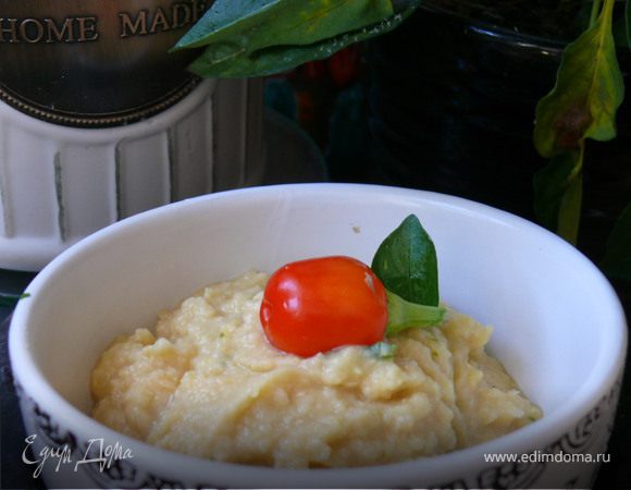 Блендером сделать пюре.Соль и кол-во лимонного сока - по-вкусу.