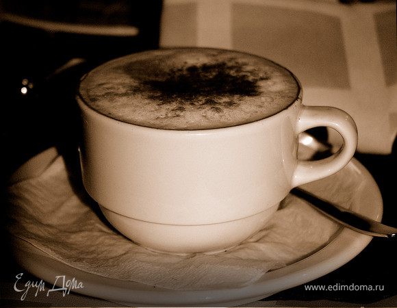 Наливать слоями : 1 ликер - 2 кофе - 3 сливки.