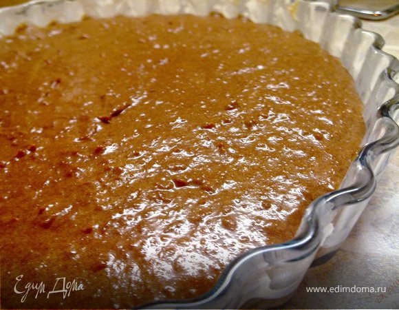 Получившееся "тесто" выложить в смазанную маслом форму и выпекать 30 минут (может чуть больше)при 180 С в предварительно разогретой духовке. 

