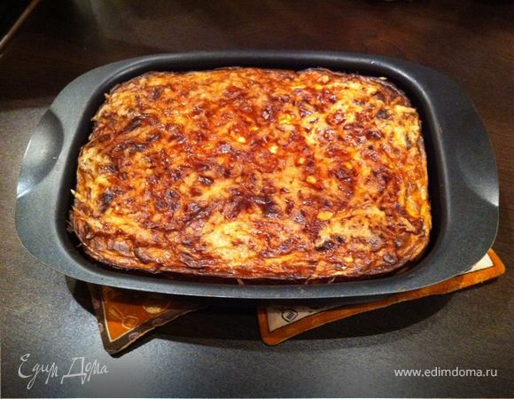 Ставим в разогретую духовку при 180 градусов на 40-45 минут. Пока корочка не приобретет золотистый цвет.
Готово!
Приятного аппетита!))))