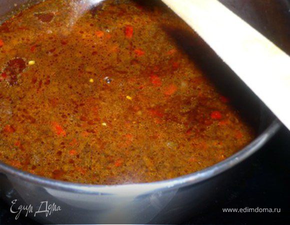 Добавить бурбон и потомить минут 5.
