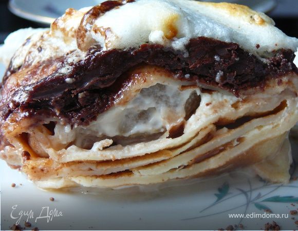 Десерт следует остудить. Подавать с шариком мороженого. Десерт получился очень нежный, подходящий для романтического ужина.Приятного вечера!