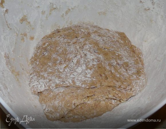 муку с разрыхлителем. Замесить тесто.
Духовка 200 С (електро)