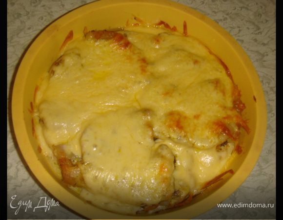 Свинина под сыром готова.