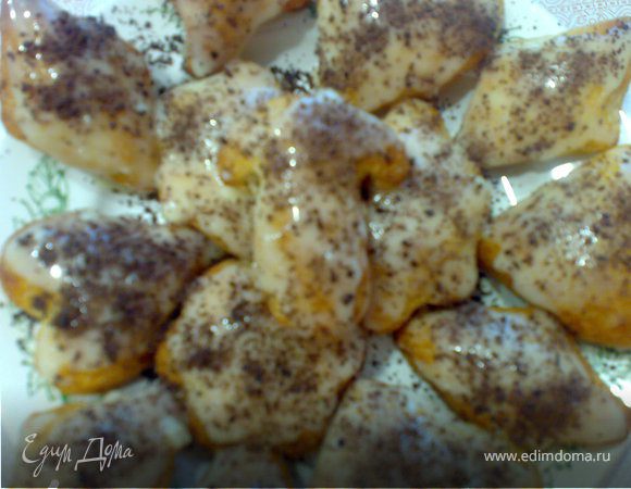 По желанию можете каждую штучку сверху намазать сгущенкой и украсить тертым шоколадом.