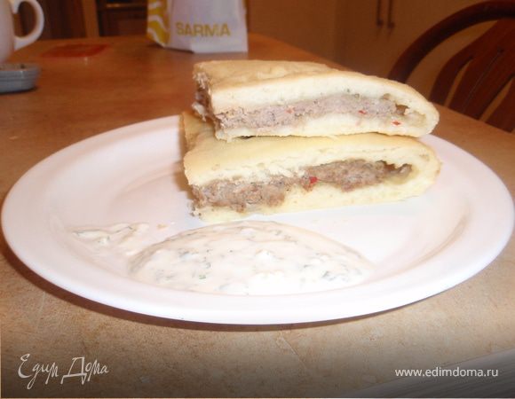 подавать с соусом(нарубить мелко чеснок и укроп,смешать с йогуртом и посолить.Приятного аппетита!