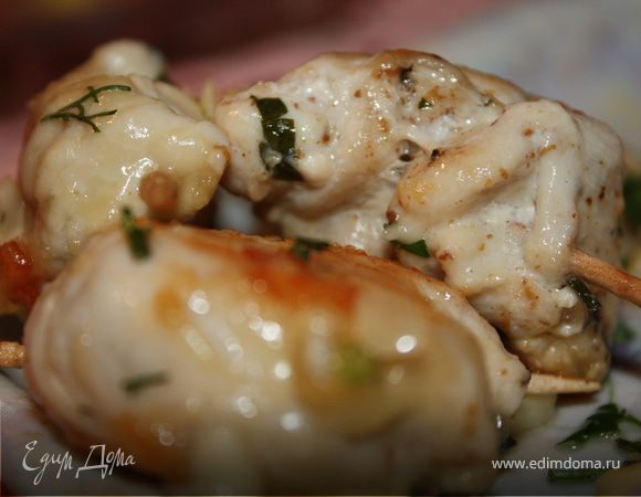 Перед подачей украсить зеленью.