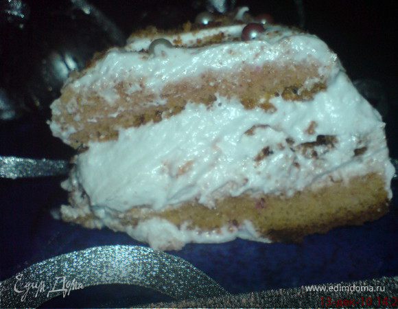 В моём варианте я не использовала пропитку,но всё на ваш вкус:любая пропитка,варенье,сгущёнка,кремы...