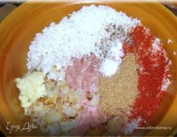 Смешать все компоненты для начинки