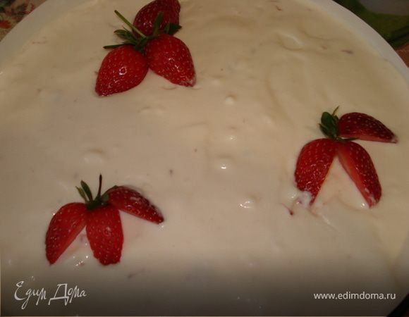 По желанию вверх украсить ягодами.