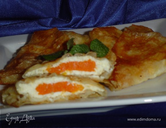 В итоге получаем хрустящие, с насыщенным тыквенно-творожной начинкой! Приятного аппетита!!!