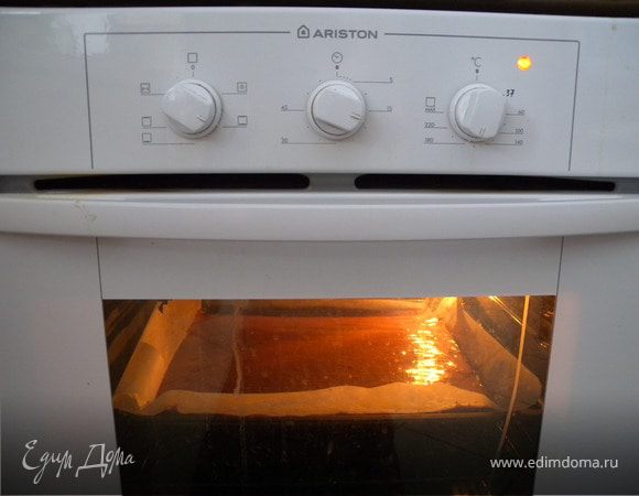 Выпекаем при температуре 140-160 градусов 15-20 минут.