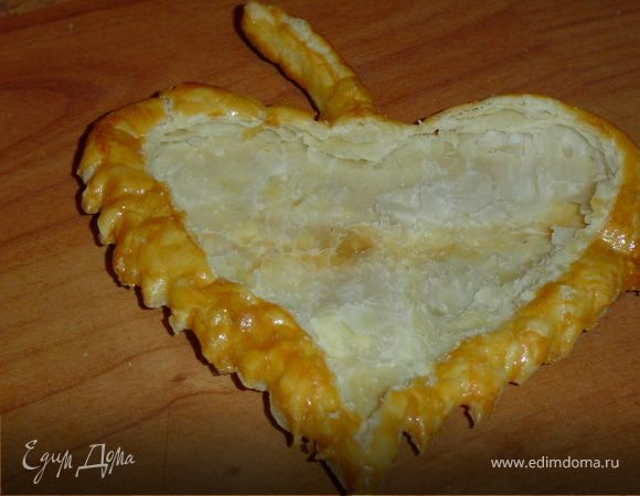 Пока листья горячие, убираем серединку.