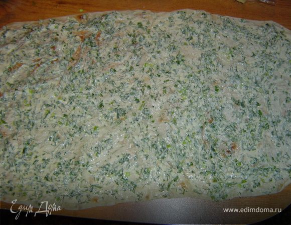 Лаваш смазываем этой смесью.
