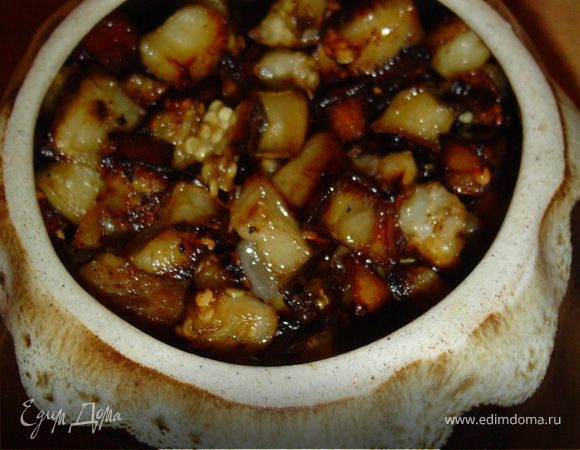 сверху - лук,сливочное масло, болгарский перец,баклажаны,