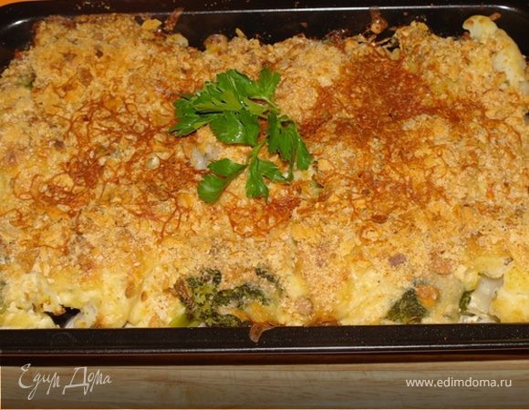 В духовку на 30-40 минут (180-200 градусов С). 