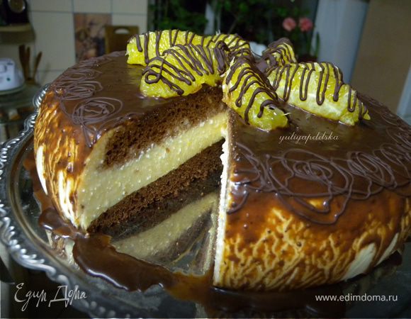 На зеркальном блюде...