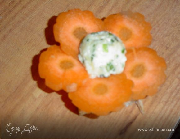 Морковные цветочки - с зеленой массой.