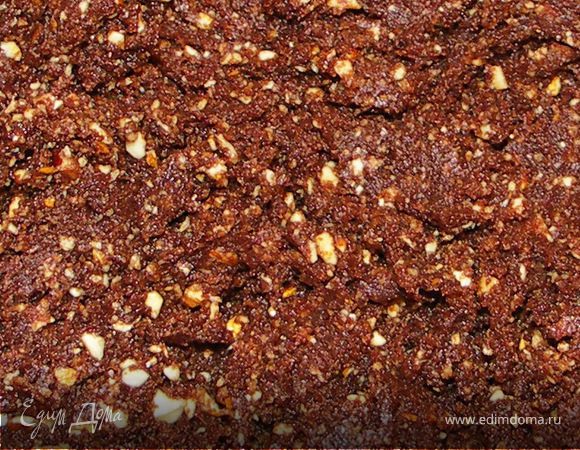 Смешать все продукты кроме сливок.Сливки чуть подогреть и добавить в смесь столько,сколько понадобится для придания массе нужной консистенции(у меня ушло грамм 50-60).