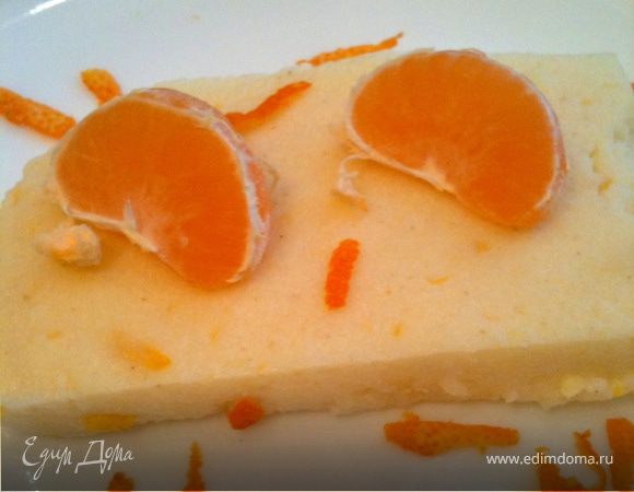 Сварить кашу до готовности, должна получится густой. Добавить сок, цедру, все взбить.Перелить в форму. Потом на 30 минут в холодильник. Можно еще сверху залить йогуртом.