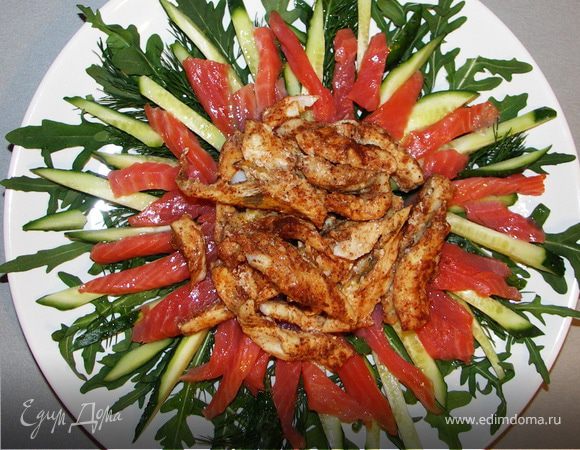 Судака(аккуратно,чтоб не развалились кусочки)выкладываем в центр.Всё сбрызгиваем лимоном(количество на ваш вкус)