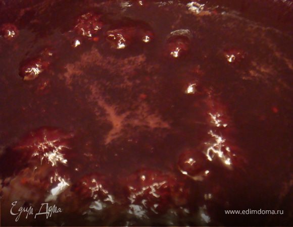 Добавляем сахар,лимонную кислоту и варим минут 40. Снимаем периодически пенки.Остудить.Джем готов!