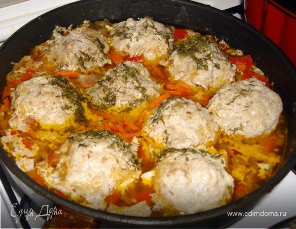 Прошло минут 40. Открываем крышку и посыпаем всё зеленью.