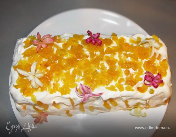 Украсить айвой и цветочками.Поставить на пару часов в холод.Приятного аппетита!))