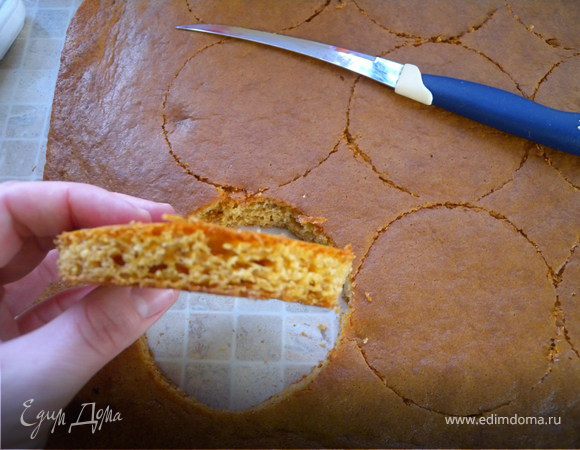 Из такого теста я делаю заготовочки для пирожных...