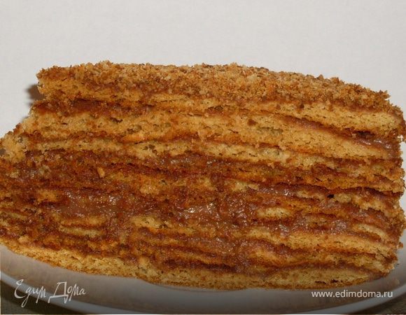 Есть можно через полчаса, вкус очень интересный, нежнейший медовик со вкусом шоколада.