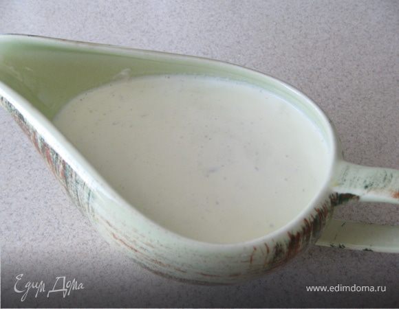 Добавить базилик, соль и перец по вкусу, перемешать и... Приятного аппетита! :)