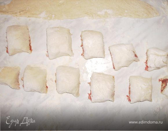 Порезать на кусочки.