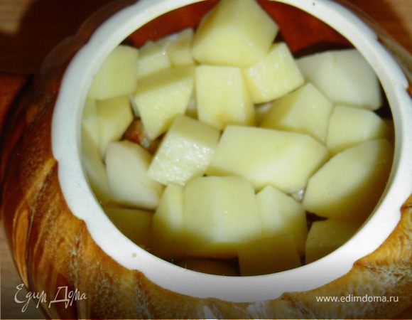 Второй слой - картофель,