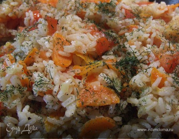 Перемешиваем рис и овощи, добавляем укроп