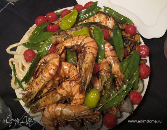 Выложить на блюдо.