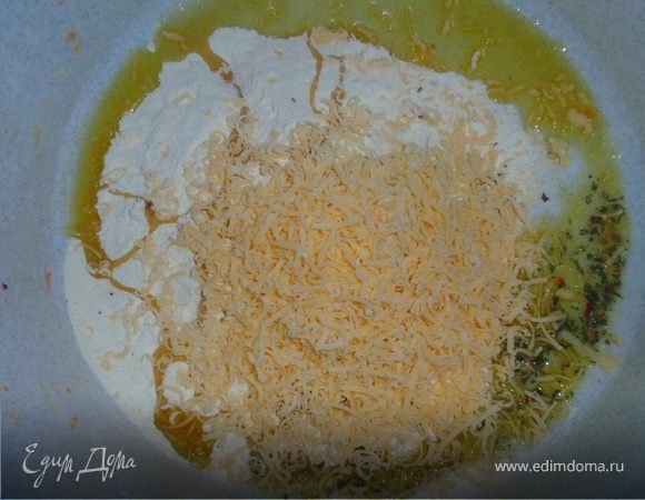 И белое (сыр)