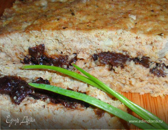 Печь при температуре 180гр. около часа. Но если Вам лень включать духовку и ждать час, можете печь в микроволновке при мощности100%(900Вт) 10 минут. Что я и сделала:)) Приятного аппетита!!!