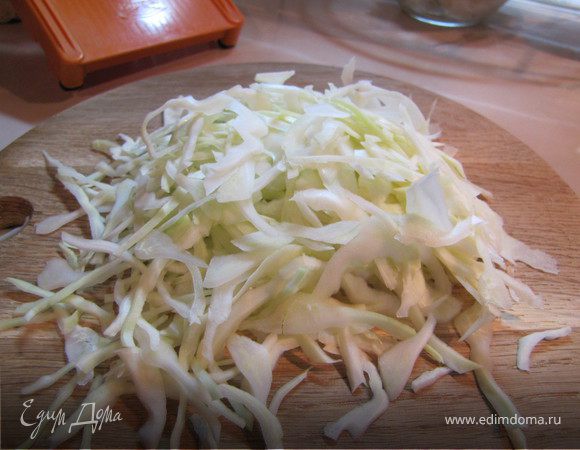 Капусту нашинковать,