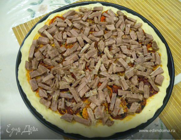 Далее — нарезанная говядина.